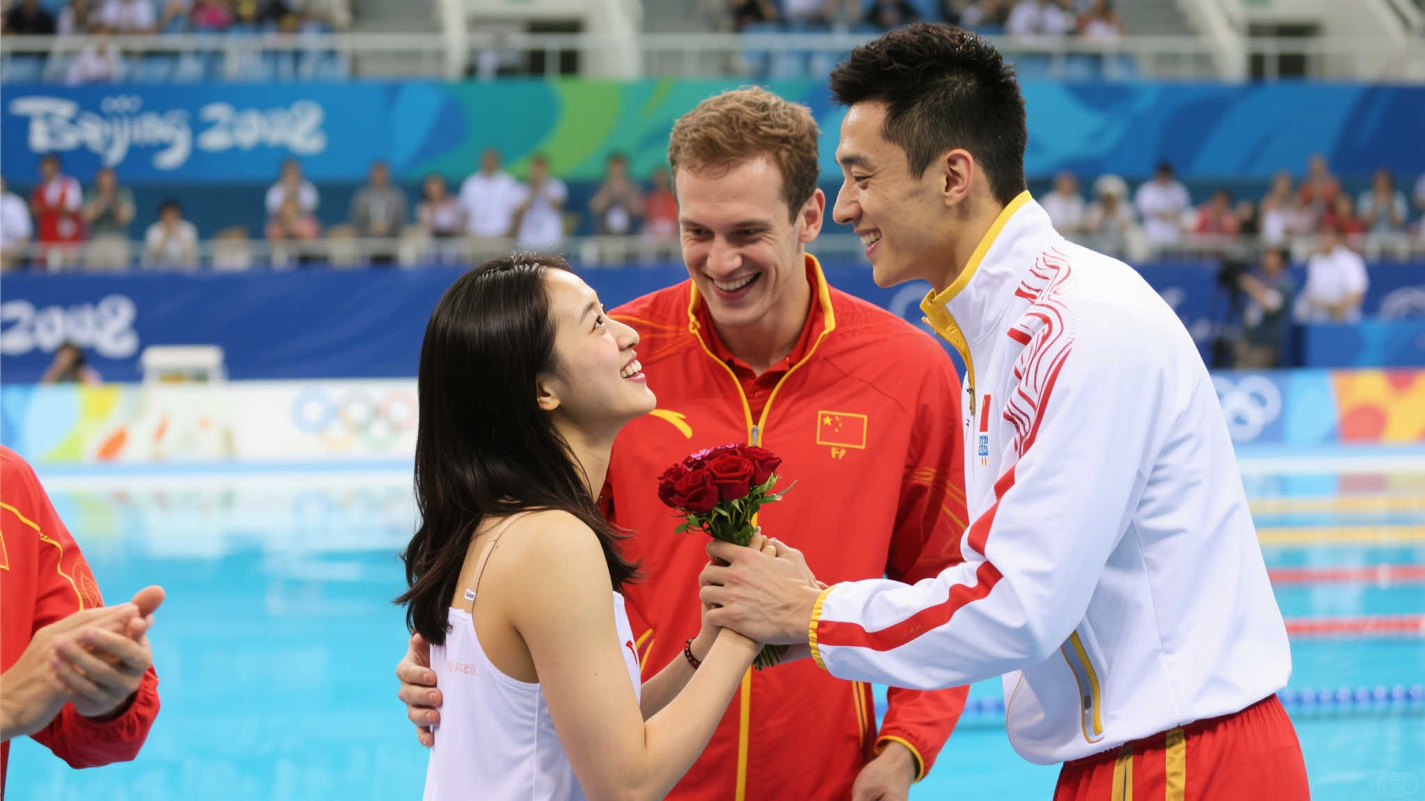 里约奥运赛场浪漫一幕：秦凯向何姿求婚，泪洒全场